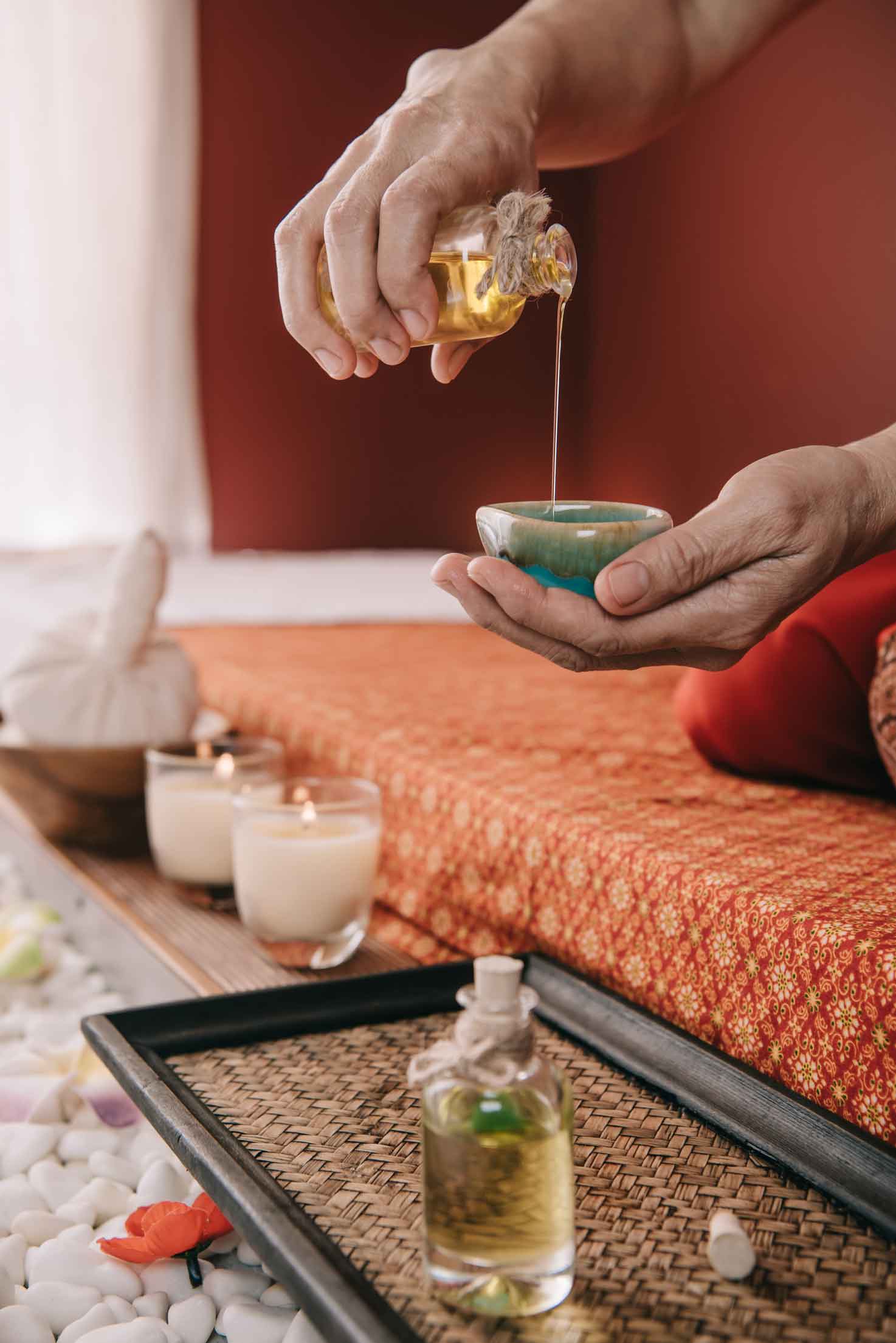Oil-Thai-Massage-TMC-CY