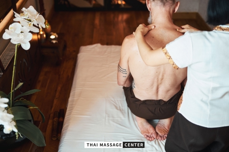 Thai therapist performing a Back and Shoulders Massage at Thai Massage Center Nicosia